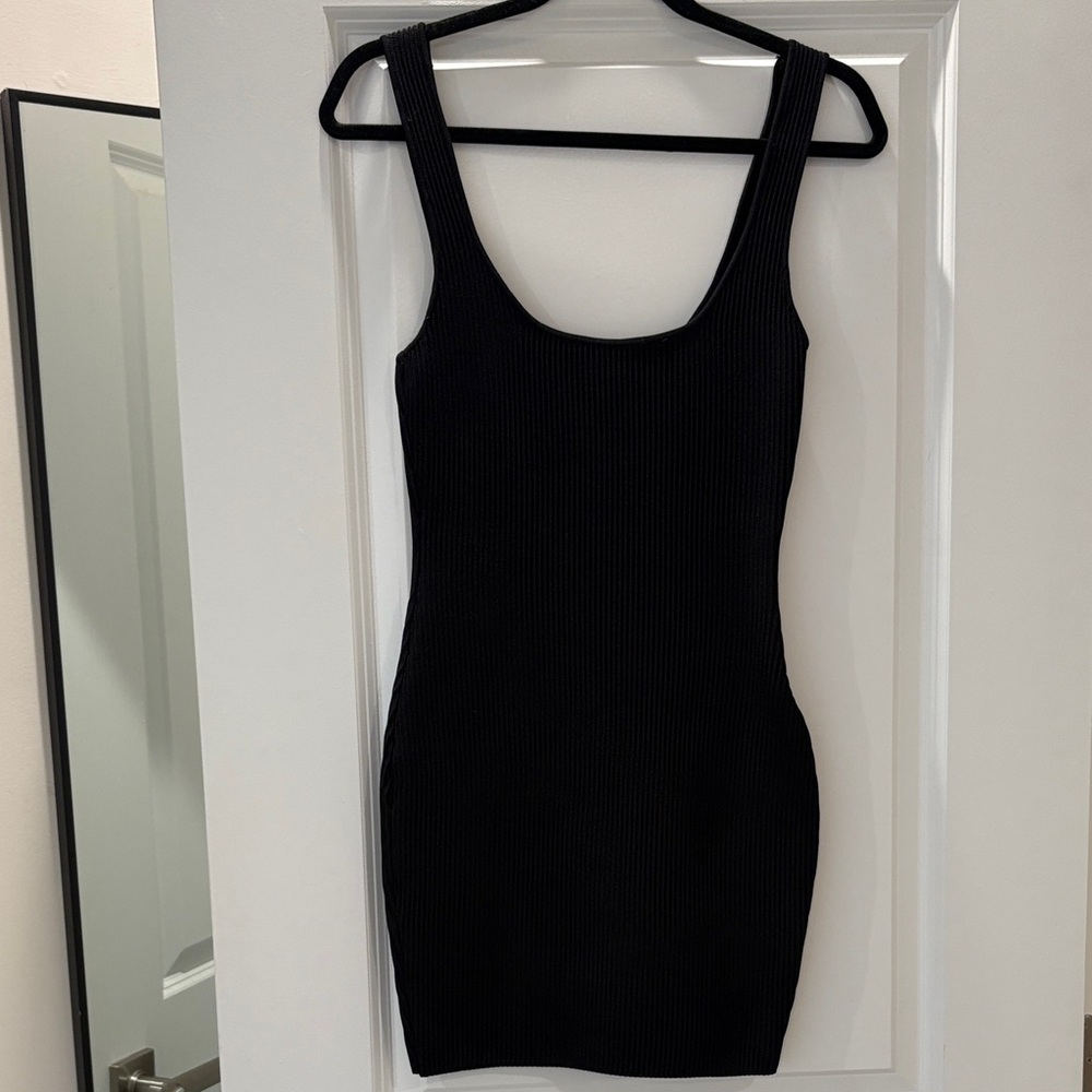 Ribbed Black Sleeveless Dress